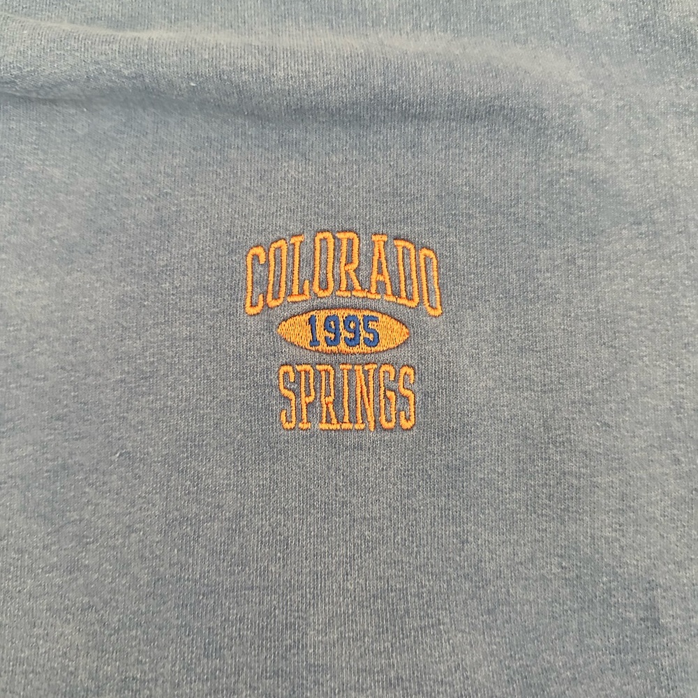 urban outfitters crew neck